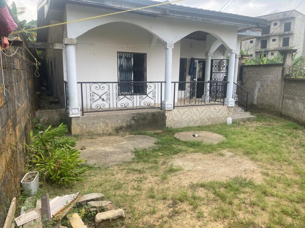 Villa a vendre situé à yassa maeture