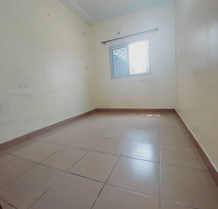 Studio meublé à louer à Douala à Logpom Andem6